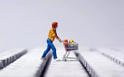 国家扶贫日交答卷，社交电商扣开扶贫新大门