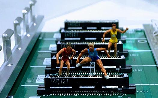 半导体行业的平静被打破,三星、AMD等企业的逆袭大剧即将开演