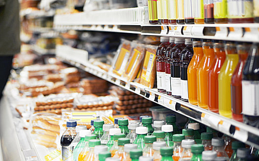 魔水入华179年，谁操控着饮料市场？