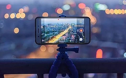 李佳琦、薇娅们火爆,电商的直播新周期开启