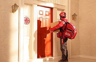 走出第三次市值低谷,京东站在半山腰