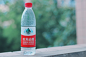 农夫山泉再传IPO,官方回应暧昧的背后,港股登陆在即?