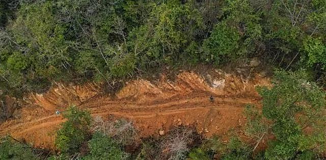 连线家晚报 | 农夫山泉武夷山毁林取水? 武夷山国家公园管理局:取水点不在公园范围 | 微信屏蔽支付宝集五福,朋友圈屏蔽支付宝集五福 | 美团版“花呗”上线:额度最高1500 本月买下月还 | 京东回应被薅7000万项目组全开除传闻 :网传内容失实