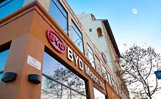 做汽车界的“华为”,比亚迪离这个梦有多远?