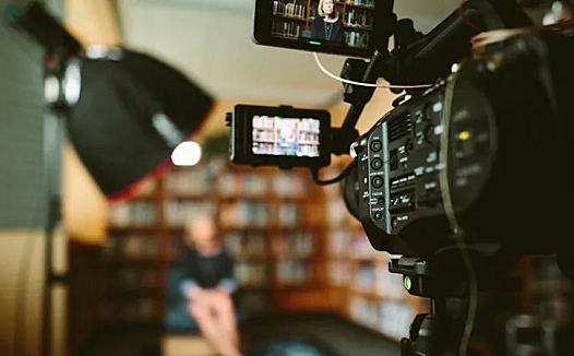 西瓜视频的左右开攻