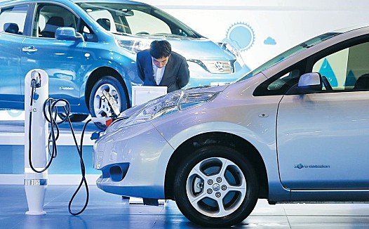 入股恒大汽车,新能源终究沦为腾讯、阿里的博弈“游戏”