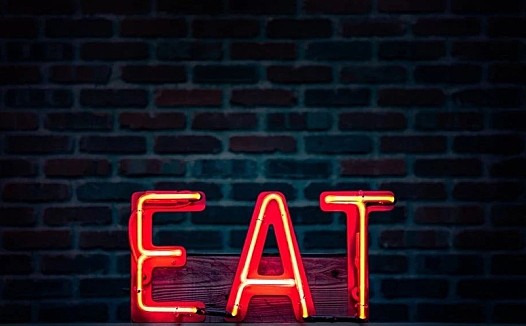 每个消费品类都值得被重做一遍，这次轮到了健康速食