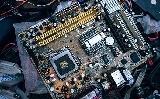 造芯热潮下的冷思考