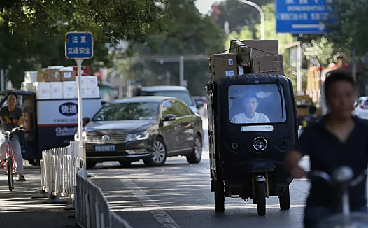 快递行业降薪潮来了吗?多地出现快递员辞职