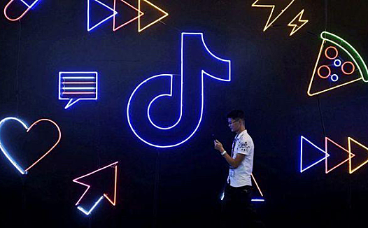 匆忙“补位”牛年春晚,抖音支付能拿几分?