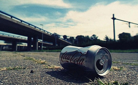 可口可乐“不快乐”