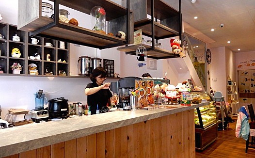 离开文艺土壤,咖啡馆正越来越水土不服