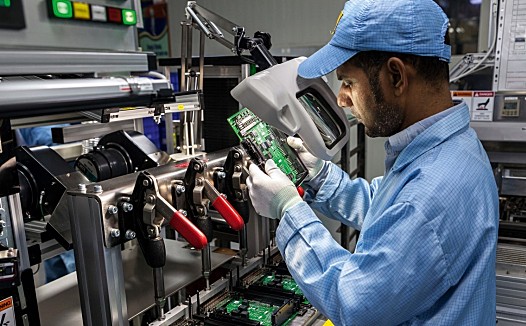 能源危机“绊倒”印度制造