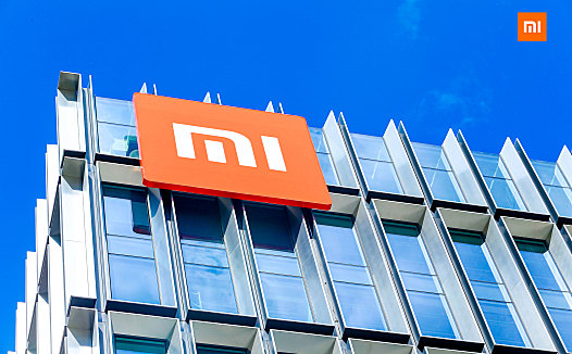 小米手机业务降速,股价年内跌去四成,要靠造车续命?