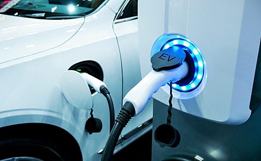 卖一辆亏一辆!新能源行业火热,车企为何过冬?