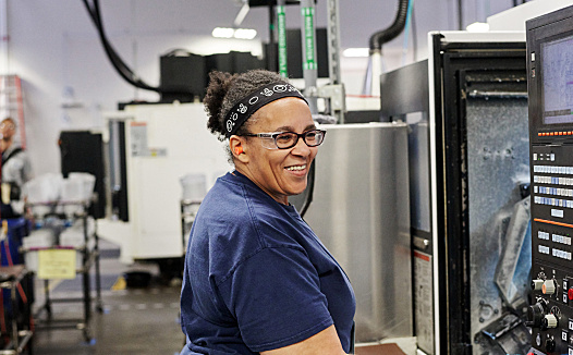 苹果离不开中国制造,但中国制造不能只靠苹果