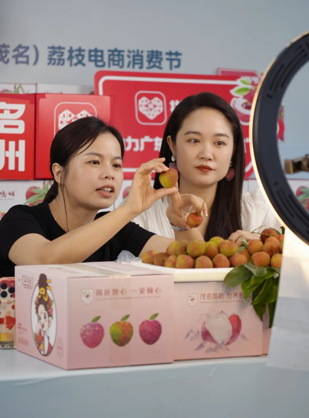 助力“百千万工程” 广东荔枝坐稳拼多多618百补农货C位